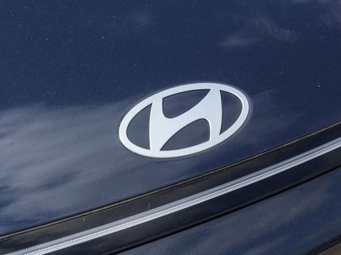 New 2026 Hyundai Kona Limited FWD image 13