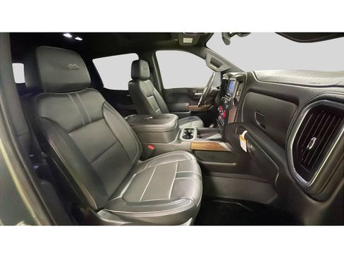 Used 2021 Chevrolet Silverado 1500 High Country AWD/4WD image 17