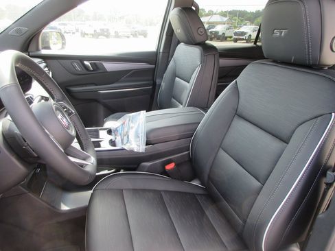 New 2026 Buick Enclave Sport Touring image 14