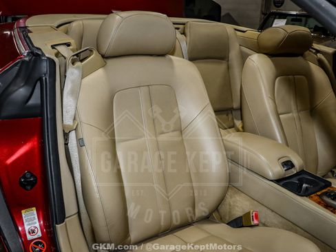 Used 2007 Jaguar XK Convertible image 78