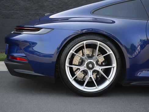 Certified 2022 Porsche 911 GT3 RWD image 30