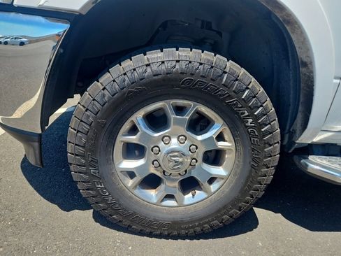 Used 2020 RAM 2500 Laramie AWD/4WD image 7