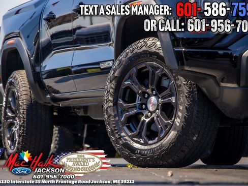 Used 2024 GMC Canyon Elevation w/ Convenience Package image 2