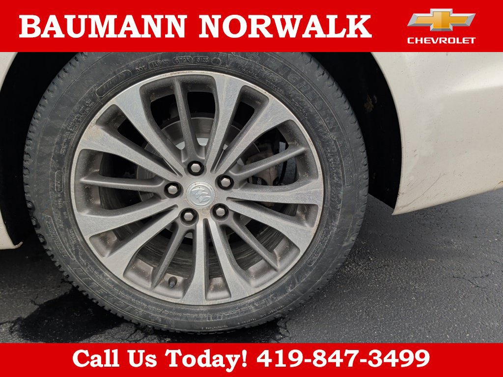 Used 2019 Buick LaCrosse Essence w/ Sun and Shade Package AWD/4WD image 12