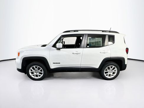 Used 2019 Jeep Renegade Latitude w/ Cold Weather Group AWD/4WD image 8