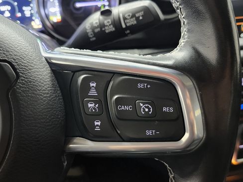 Used 2021 Jeep Wrangler Unlimited Sahara w/ Cold Weather Group image 30