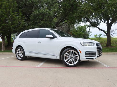 Used 2018 Audi Q7 3.0T Prestige w/ Prestige Package AWD/4WD image 1