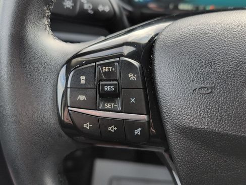 Used 2022 Ford Escape Titanium w/ Class II Trailer Tow Package image 21