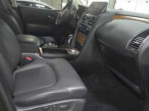 Used 2024 Nissan Armada SL w/ Captain's Chairs Package image 10
