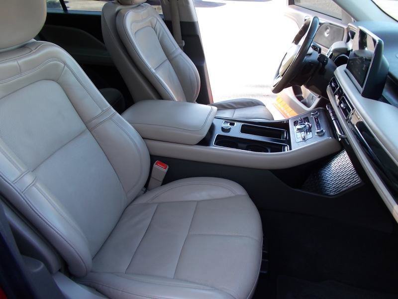Used 2020 Lincoln Aviator Reserve w/ Equipment Group 201A AWD/4WD image 20