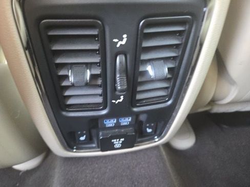 Used 2020 Jeep Grand Cherokee Summit image 12