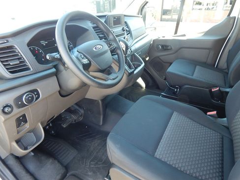 Used 2025 Ford Transit 250 Low Roof w/ Exterior Upgrade Package RWD image 18