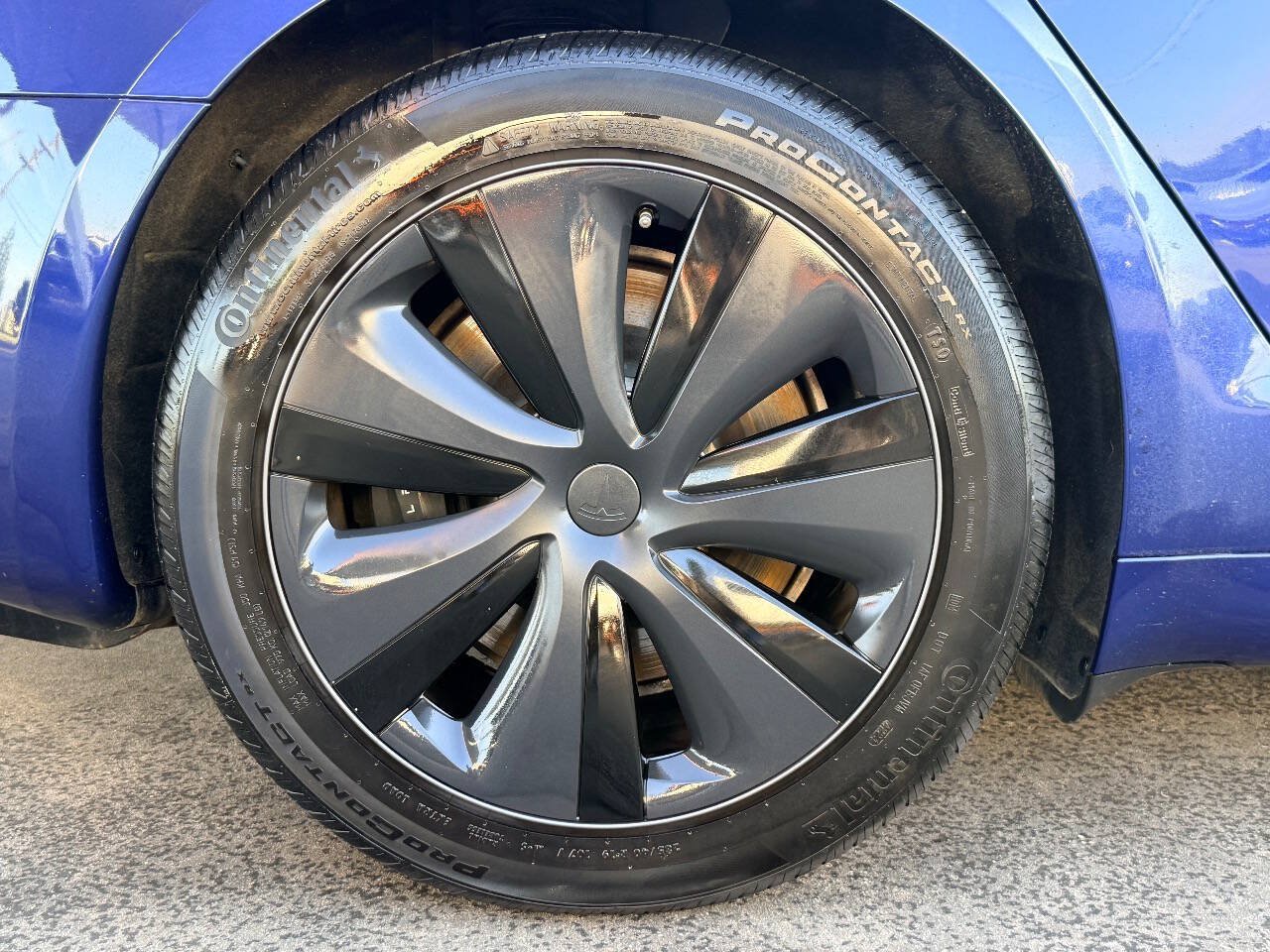 Used 2022 Tesla Model S AWD/4WD image 11