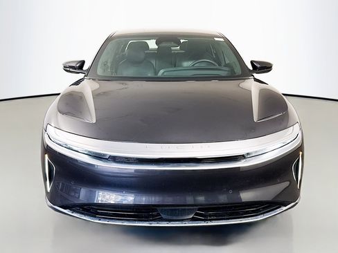 Used 2023 Lucid Air Pure image 2