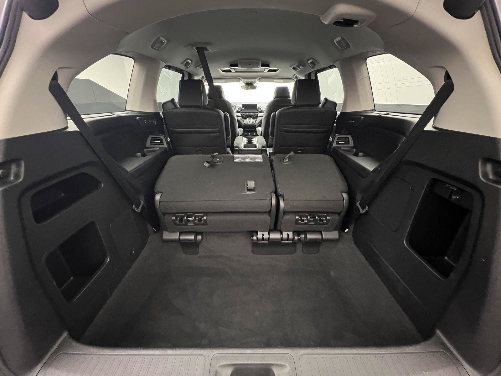 Certified 2026 Honda Odyssey Touring image 38