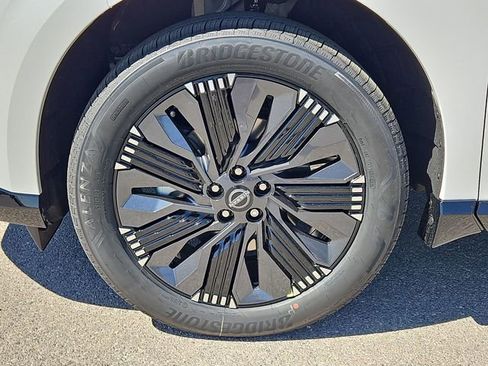 New 2026 Nissan Murano Platinum w/ Cargo Package AWD/4WD image 4