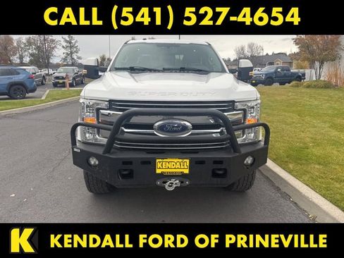 Used 2018 Ford F350 Lariat w/ Camper Package image 3