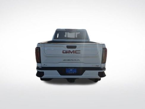 Used 2024 GMC Sierra 3500 AT4 w/ Technology Package AWD/4WD image 6