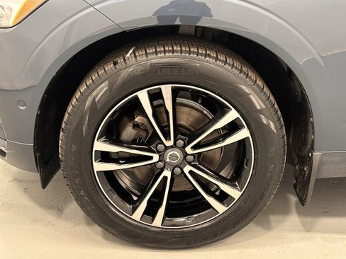 Used 2019 Volvo XC60 T5 Momentum w/ Premium Package image 29