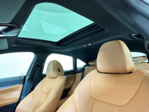 Used 2023 BMW i4 eDrive40 w/ Premium Package image 14