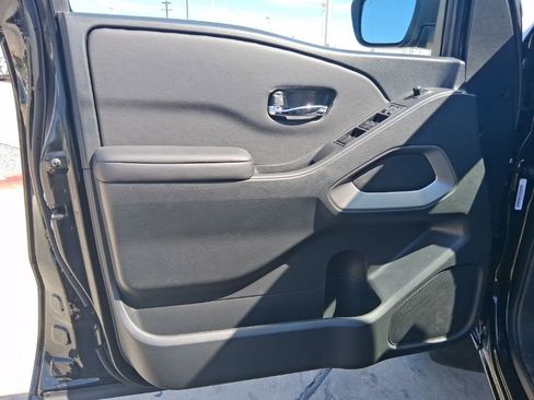 New 2026 Nissan Frontier SV image 19