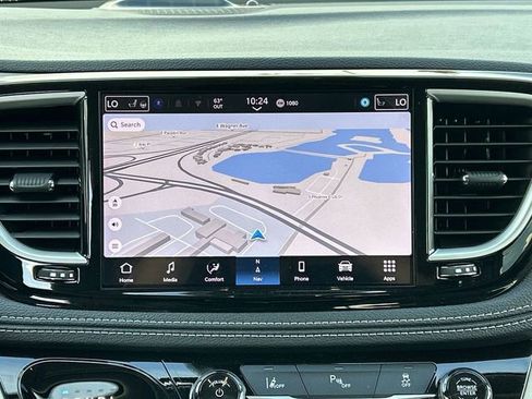 New 2024 Chrysler Pacifica Select image 20