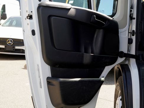 Used 2022 RAM ProMaster 3500 w/ Convenience Group FWD image 15