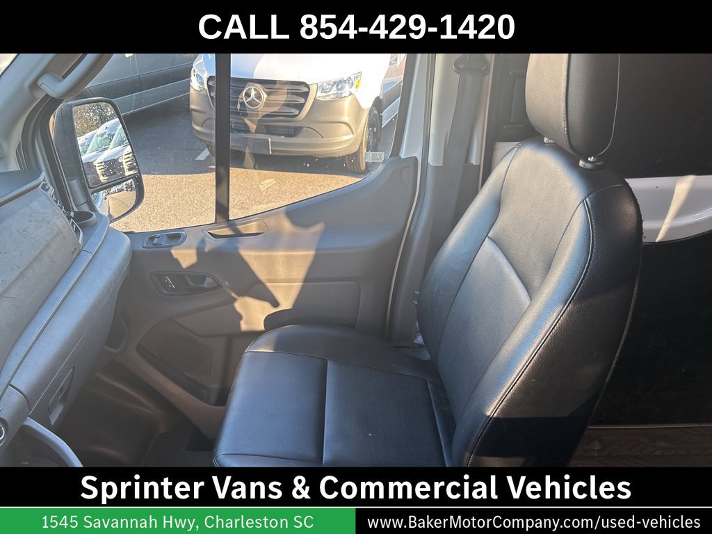 Used 2023 Ford Transit 250 Medium Roof AWD w/ Load Area Protection Package image 31