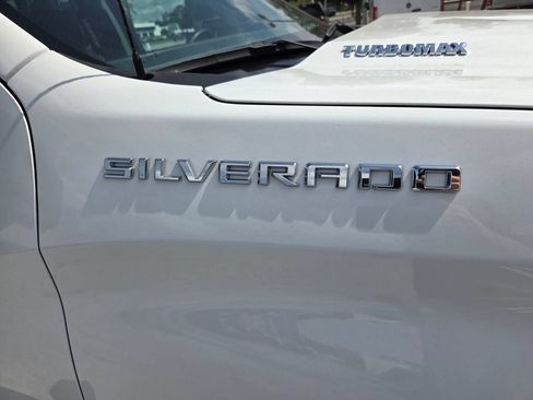 Used 2025 Chevrolet Silverado 1500 RST AWD/4WD image 4