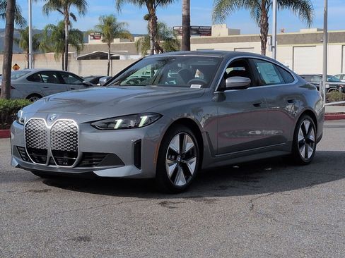 New 2025 BMW i4 eDrive40 image 5