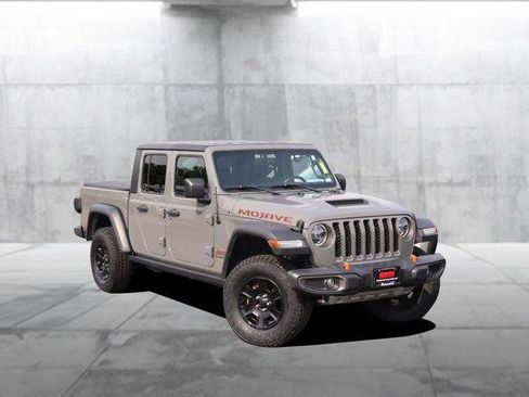 Used 2021 Jeep Gladiator Mojave AWD/4WD image 2
