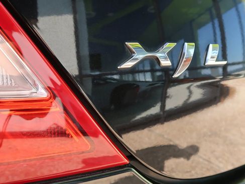 Used 2017 Jaguar XJ L Portfolio image 51