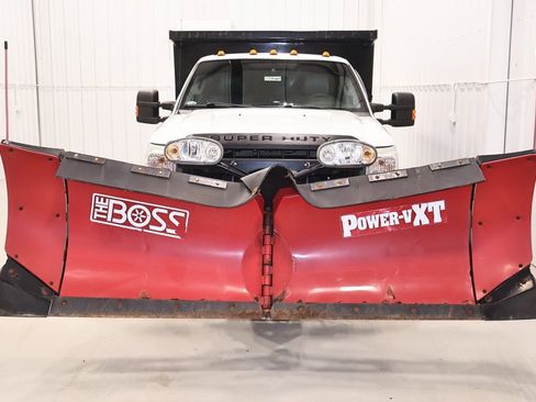 Used 2014 Ford F350 XL w/ Power Equipment Group image 5