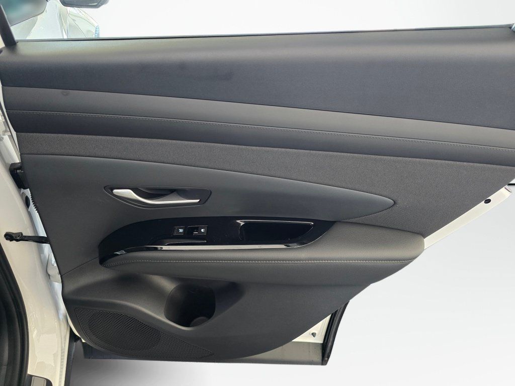 New 2026 Hyundai Tucson Limited AWD/4WD image 38