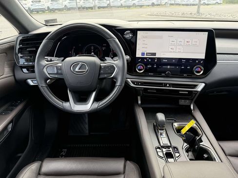 Used 2024 Lexus RX 350 AWD w/ Convenience Package image 8