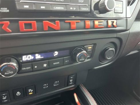 Used 2025 Nissan Frontier Pro-X w/ Pro Convenience Package image 35