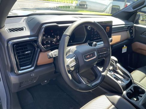 New 2026 GMC Canyon AT4 w/ Technology Plus Package AWD/4WD image 10