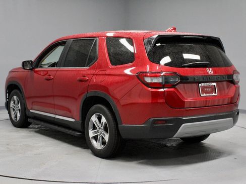 Used 2023 Honda Pilot EX-L image 9
