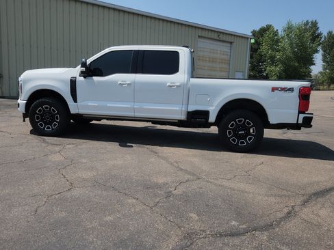 Certified 2025 Ford F350 Platinum w/ FX4 Off-Road Package AWD/4WD image 6