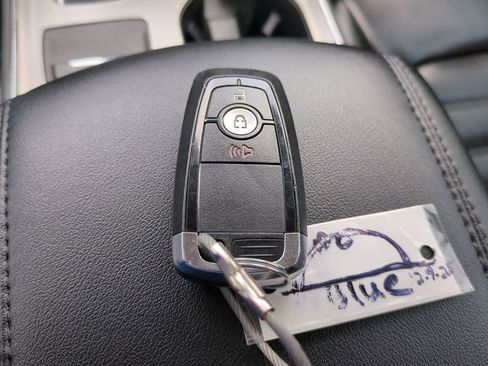 Certified 2022 Ford Edge SEL image 28