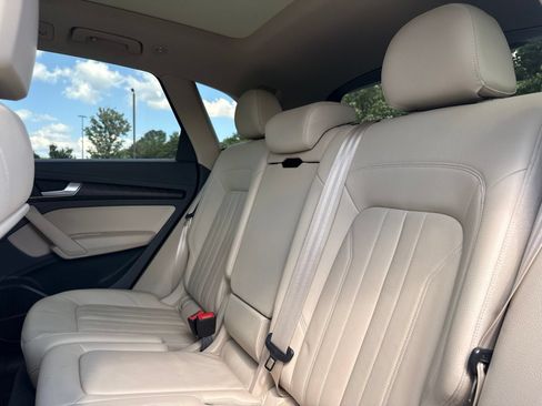 Used 2018 Audi Q5 2.0T Premium Plus w/ Premium Plus Package AWD/4WD image 30
