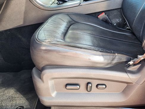 Used 2012 Lincoln MKX FWD image 23