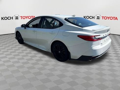 Used 2025 Toyota Camry SE w/ Convenience Package FWD image 6