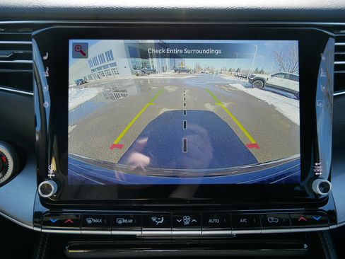 New 2026 Jeep Grand Wagoneer 4WD w/ HD Trailer Tow Package image 20