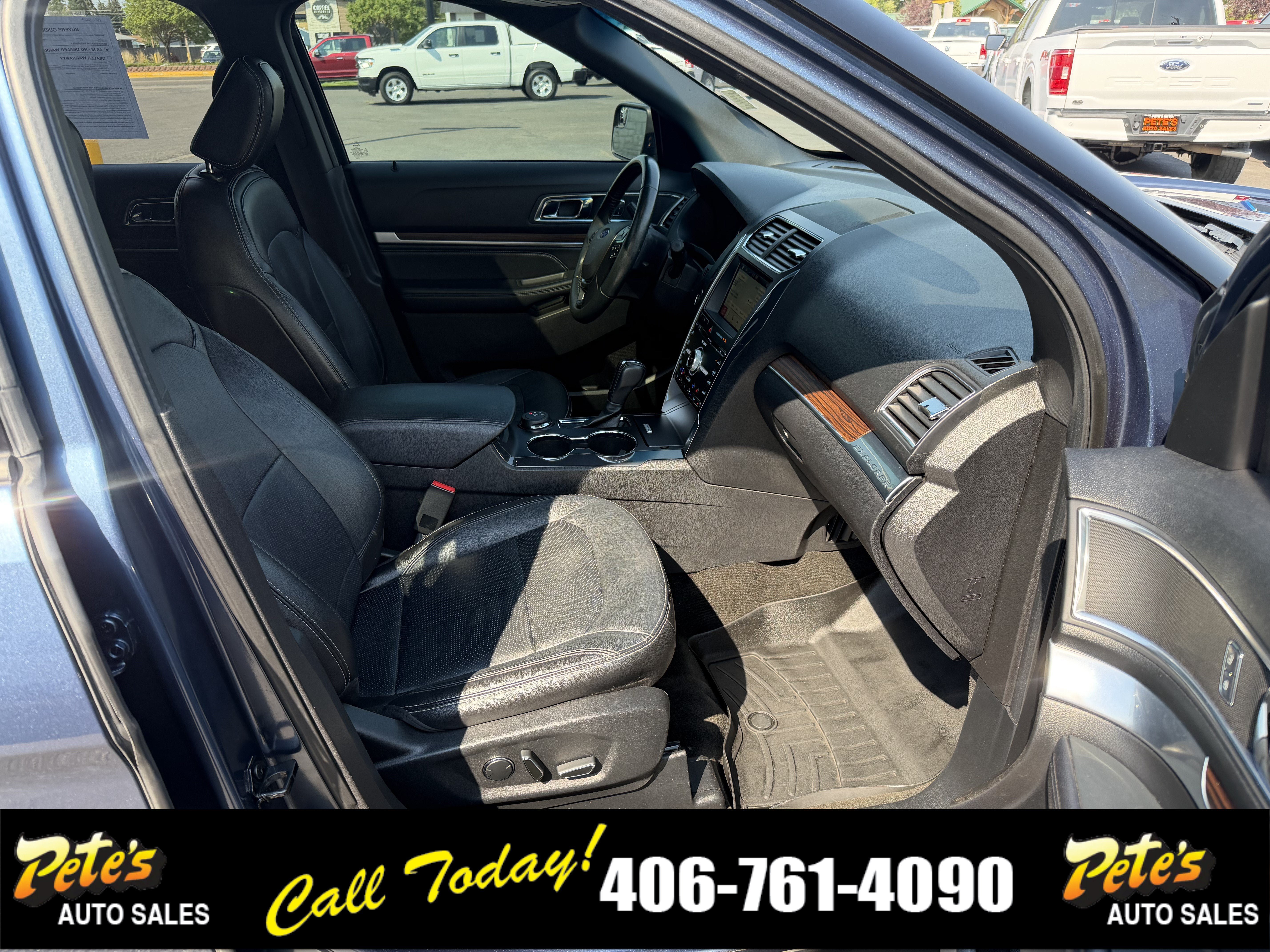 Used 2018 Ford Explorer Limited AWD/4WD image 28