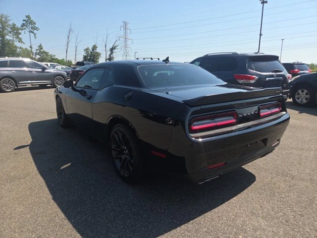 Used 2022 Dodge Challenger R/T Scat Pack RWD image 3