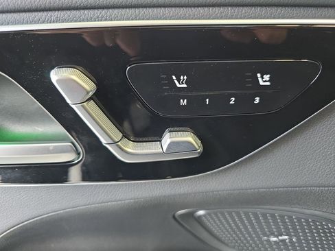 Certified 2025 Mercedes-Benz C 300 Sedan image 30