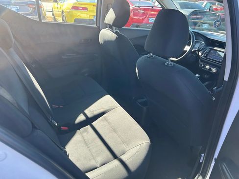 Used 2023 Nissan Kicks S image 27