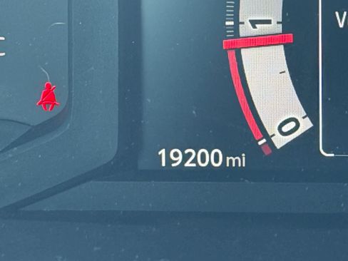 Used 2024 Toyota Tacoma SR5 image 8