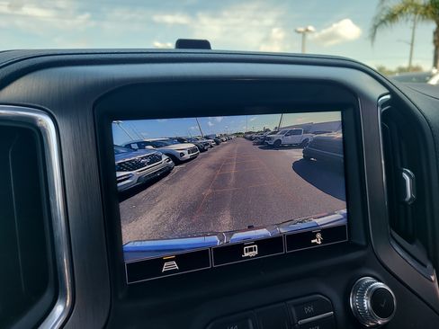 Used 2022 GMC Sierra 1500 Denali w/ Driver Alert Package II AWD/4WD image 25